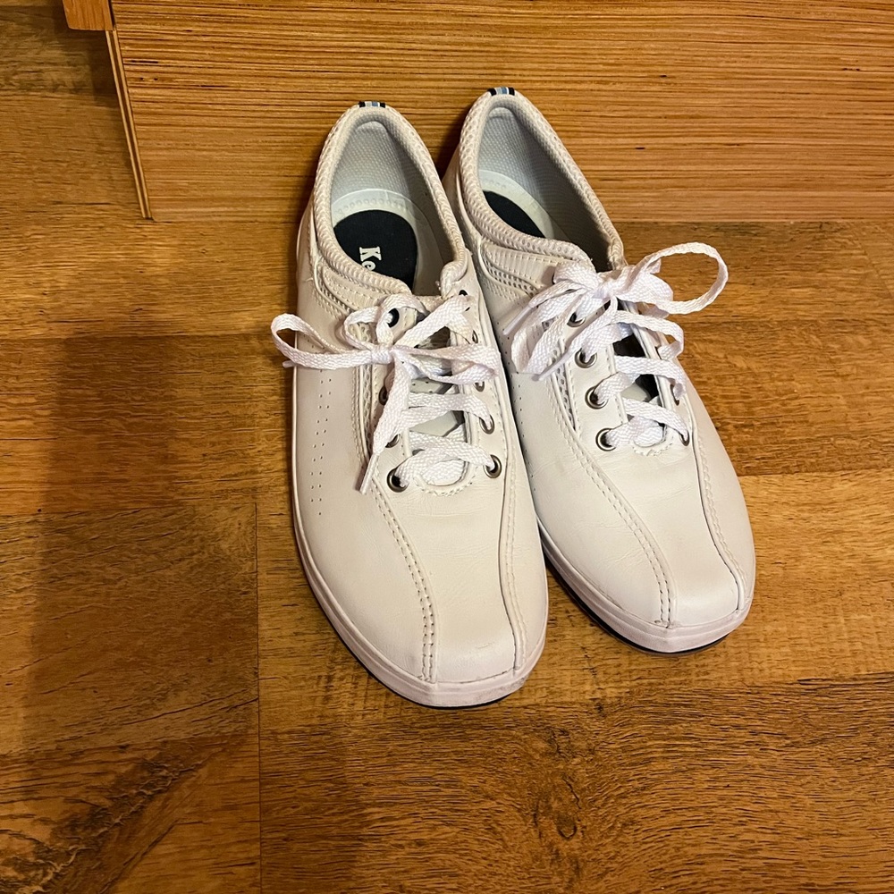 Ked’s Leather Sneakers Size 8 NWT
